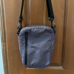 Baggu sport crossbody